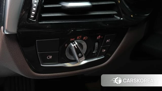 BMW 5 Series (G30) id 4768127 из Кореи 22