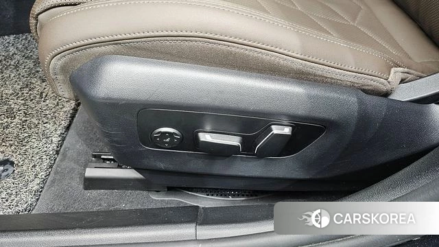 BMW 5 Series (G60) id 4612753 из Кореи 22