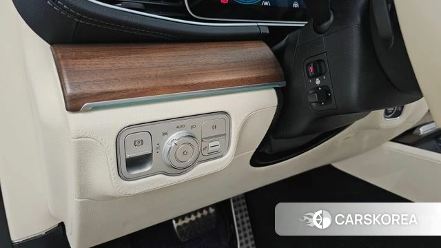 Mercedes-Benz GLS - Class X167 id 4708044 из Кореи 22
