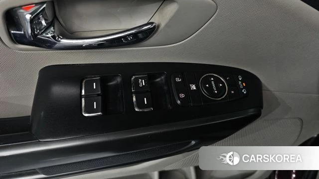 Kia The New Carnival id 4490956 из Кореи 22