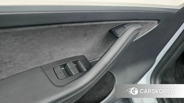 Tesla Model Y id 4579054 из Кореи 22