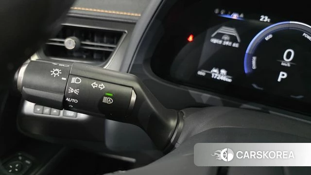 Lexus UX300h id 4516345 из Кореи 22