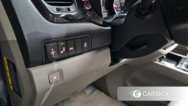 Kia The New Carnival id 4557932 из Кореи 22