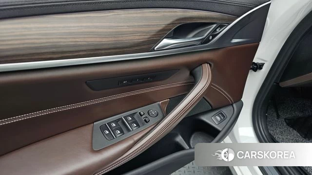 BMW 5 Series (G30) id 4417298 из Кореи 22