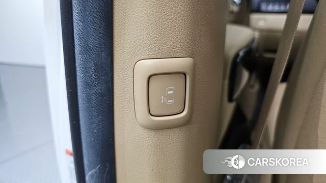 Kia The New Carnival id 4703206 из Кореи 22