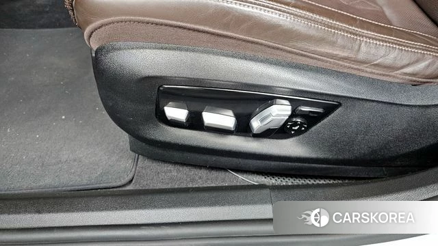 BMW 6 Series GT (G32) id 4389887 из Кореи 22