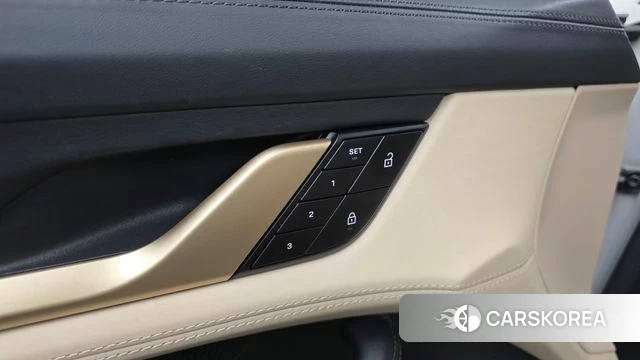 Porsche Taycan id 4456575 из Кореи 22