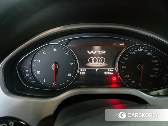 Audi A8 id 4208393 из Китая 22