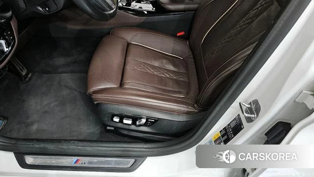 BMW 5 Series (G30) id 4268099 из Кореи 22