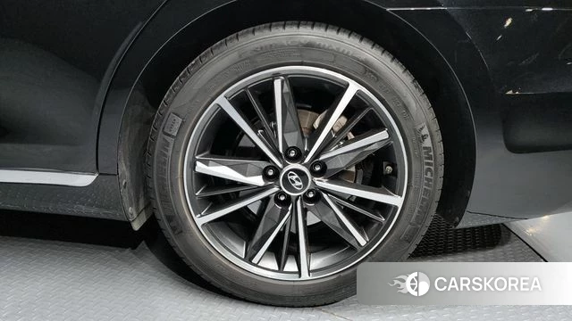 Hyundai The New Grandeur IG id 4397103 из Кореи 22
