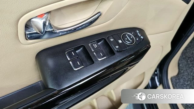 Kia The New Carnival id 4384523 из Кореи 22
