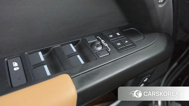 Land Rover Defender (L663) id 4870409 из Кореи 22