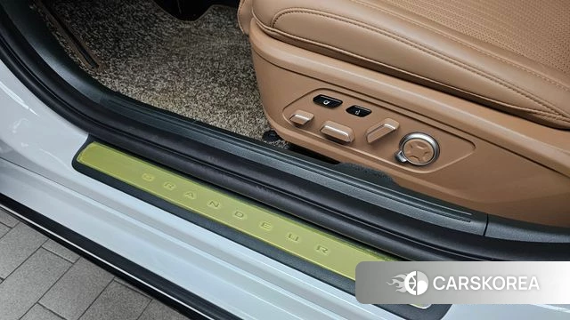 Hyundai Grandeur Hybrid (GN7) id 4194858 из Кореи 22