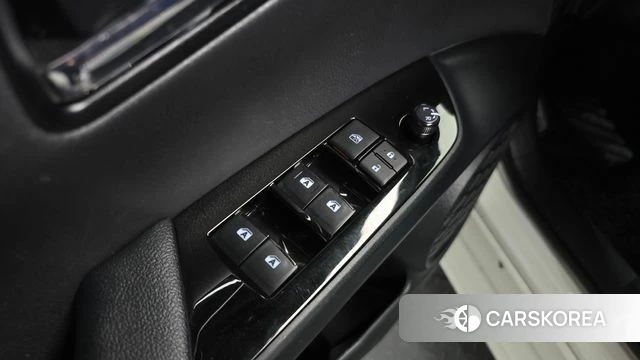 Toyota Prius 4th Generation id 4304942 из Кореи 22