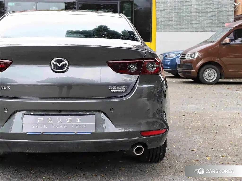 Mazda 3 id 4576813 из Китая 22