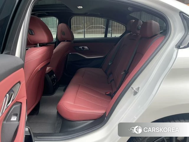 BMW 3 series id 4278332 из Китая 22