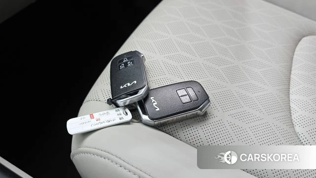 Kia Carnival 4th generation id 4323405 из Кореи 22