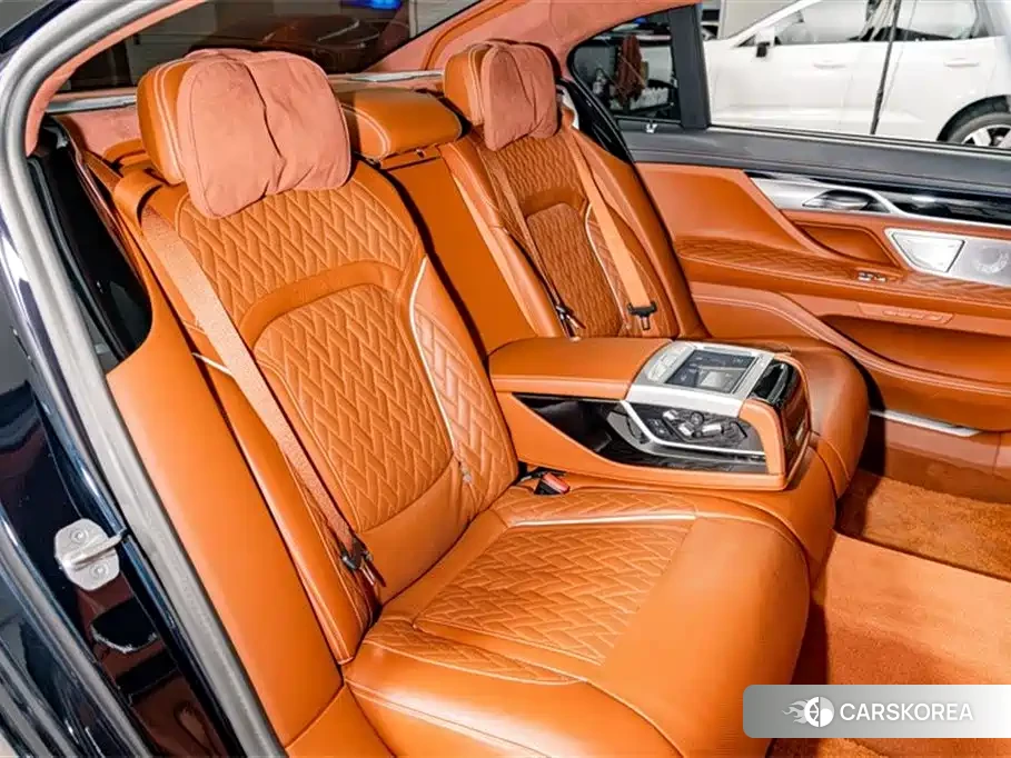 BMW 7 series id 4578185 из Китая 22