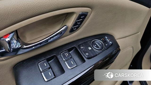 Kia The New Carnival id 4508216 из Кореи 22