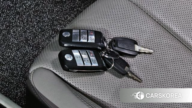 Kia The New Carnival id 4345472 из Кореи 22