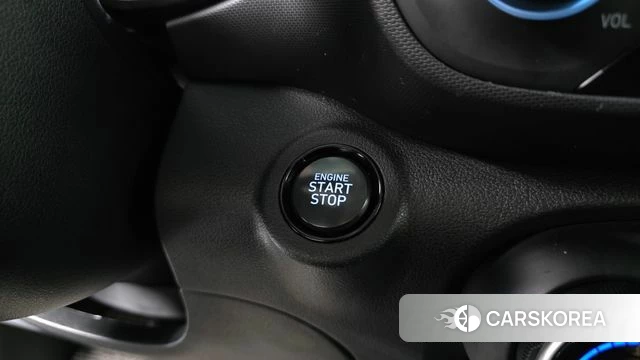 Hyundai Venue id 4195833 из Кореи 22