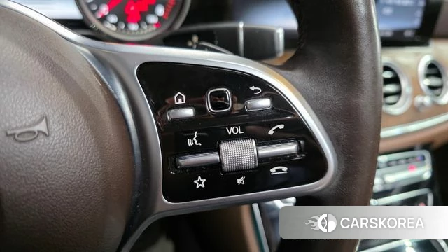 Mercedes-Benz E-Class W213 id 4530428 из Кореи 22