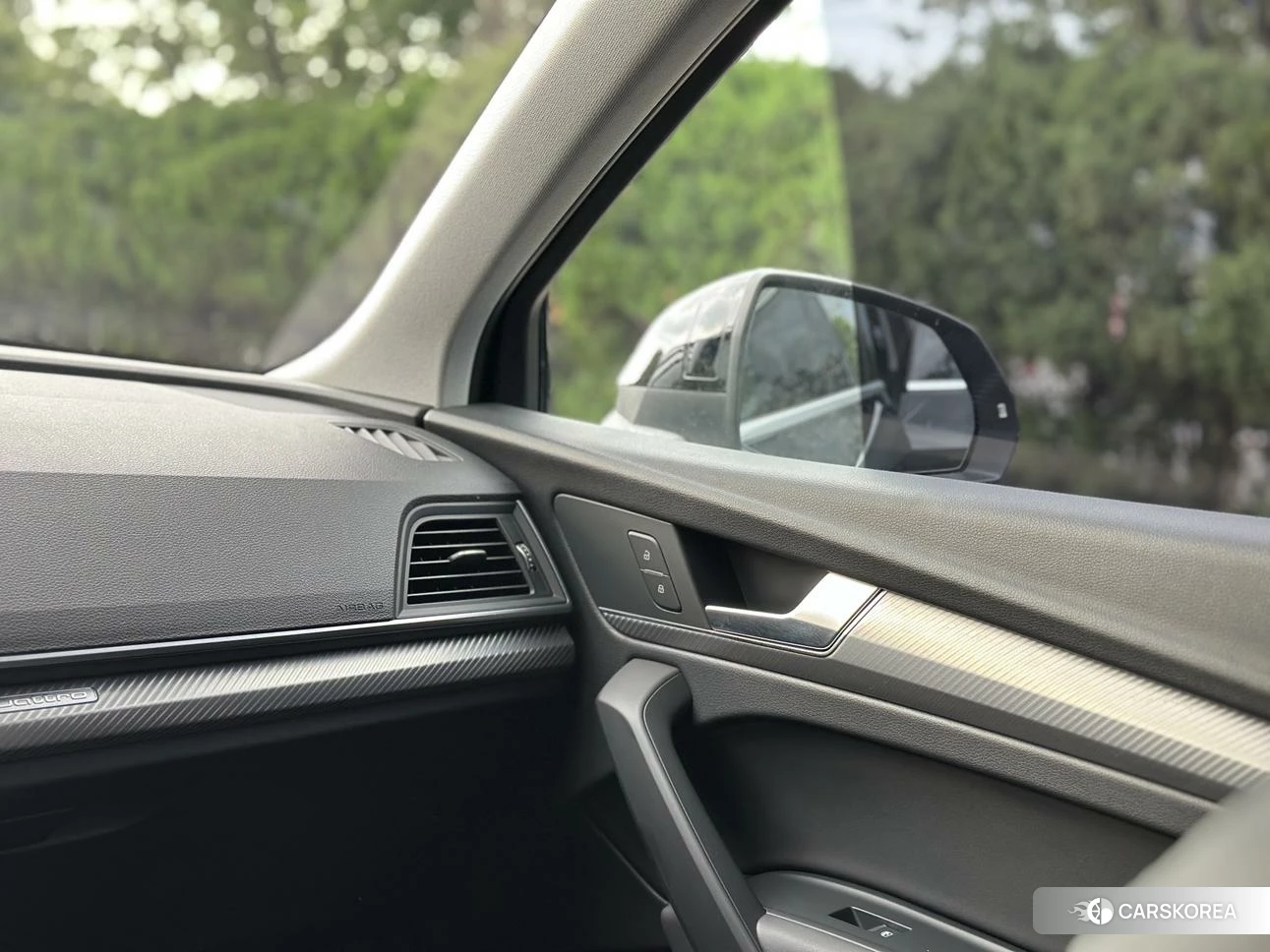 Audi Q5L id 4441311 из Китая 22