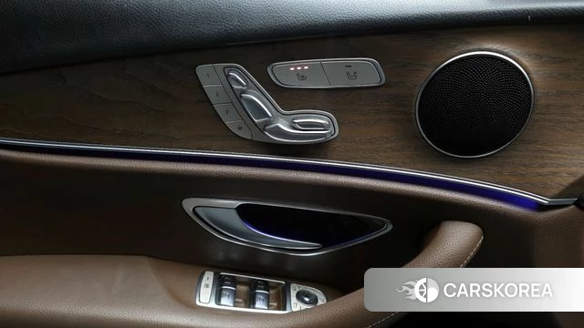 Mercedes-Benz E-Class W213 id 4295241 из Кореи 22