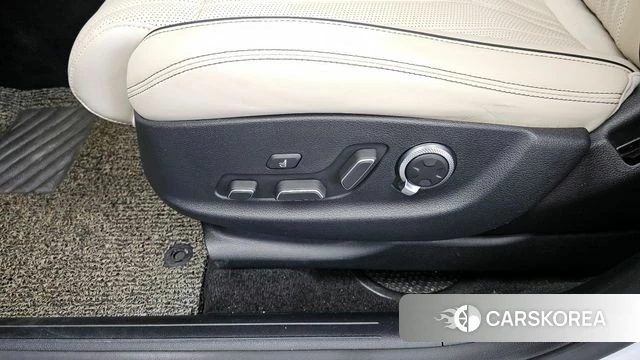 Genesis GV70 id 4224631 из Кореи 22