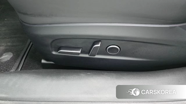 Tesla Model 3 id 4549043 из Кореи 22