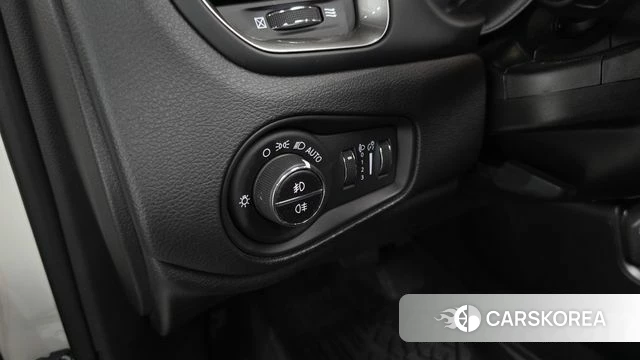 Jeep Renegade id 4586906 из Кореи 22