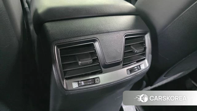 Ssangyong The New Rexton Sports Cannes id 4506726 из Кореи 22