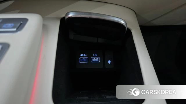 Genesis GV70 id 4187541 из Кореи 22