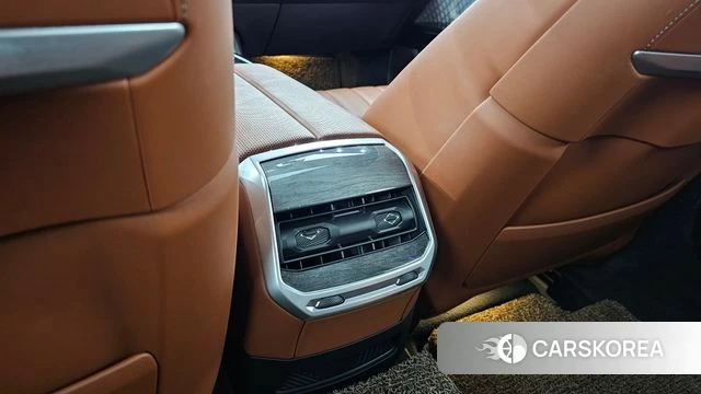 BMW 7 Series (G70) id 4442645 из Кореи 22