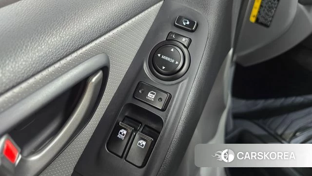 Hyundai The New Grand Starex id 4483209 из Кореи 22