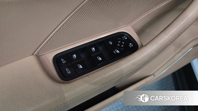 Porsche Panamera (971) id 4536502 из Кореи 22