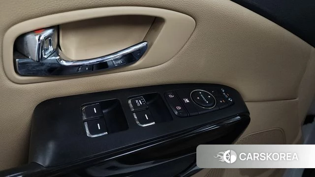 Kia The New Carnival id 4188541 из Кореи 22