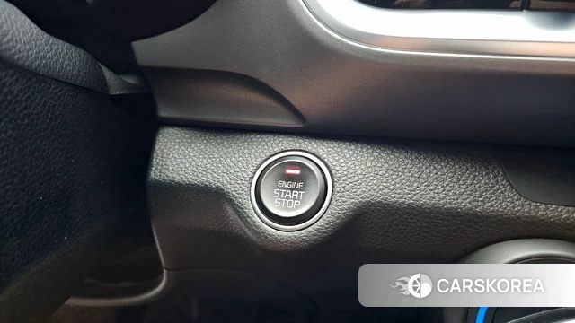 Kia Stonic id 4713098 из Кореи 22