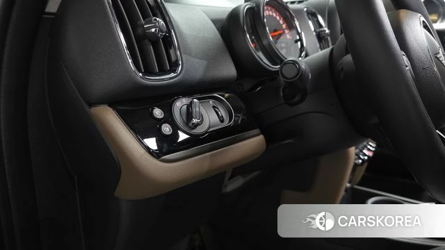 Mini Cooper D Countryman id 4424281 из Кореи 22