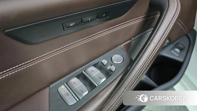 BMW 5 Series (G30) id 4458740 из Кореи 22