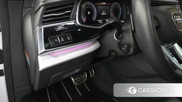 Audi Q8 (4M) id 4294455 из Кореи 22