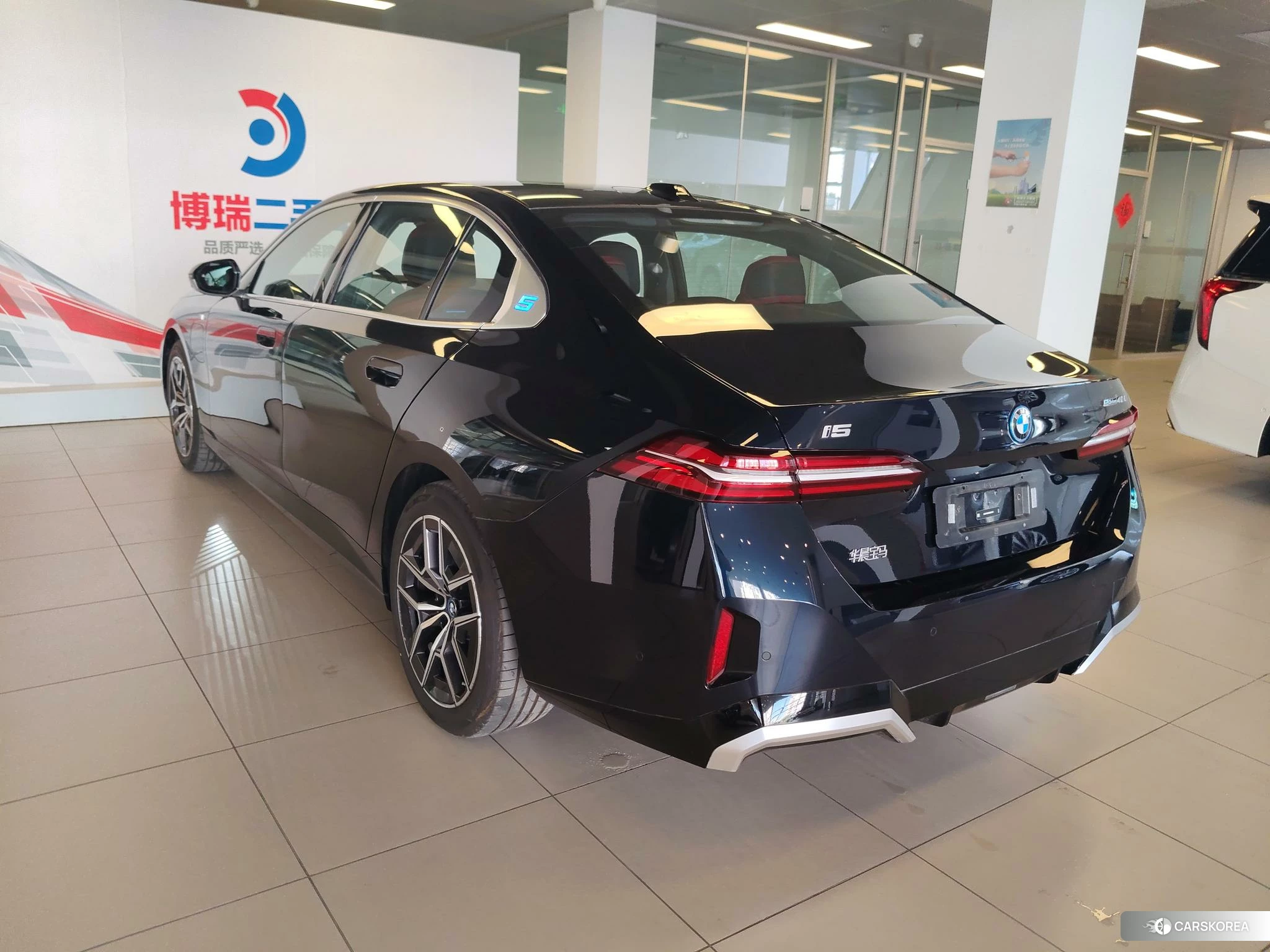 BMW i5 id 4487163 из Китая 22