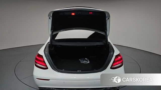 Mercedes-Benz E-Class W213 id 4286113 из Кореи 22