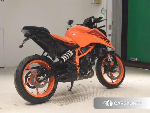 Проданный KTM 390 DUKE id 4009617 из Японии, фото 8