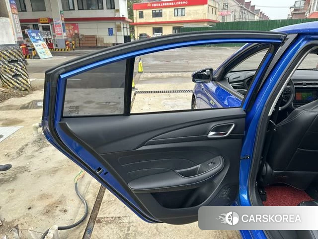 Roewe i5 id 4240316 из Китая 22