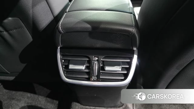 Hyundai The New Grandeur IG Hybrid id 4475582 из Кореи 22