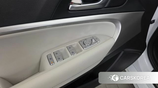 Genesis The New G70 id 4427856 из Кореи 22