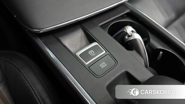 Hyundai The New Grandeur IG Hybrid id 4224246 из Кореи 22