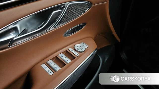 Genesis GV70 id 4202504 из Кореи 22