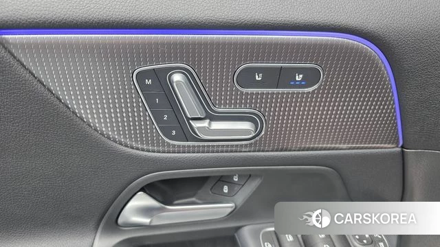 Mercedes-Benz EQA H243 id 4603713 из Кореи 22